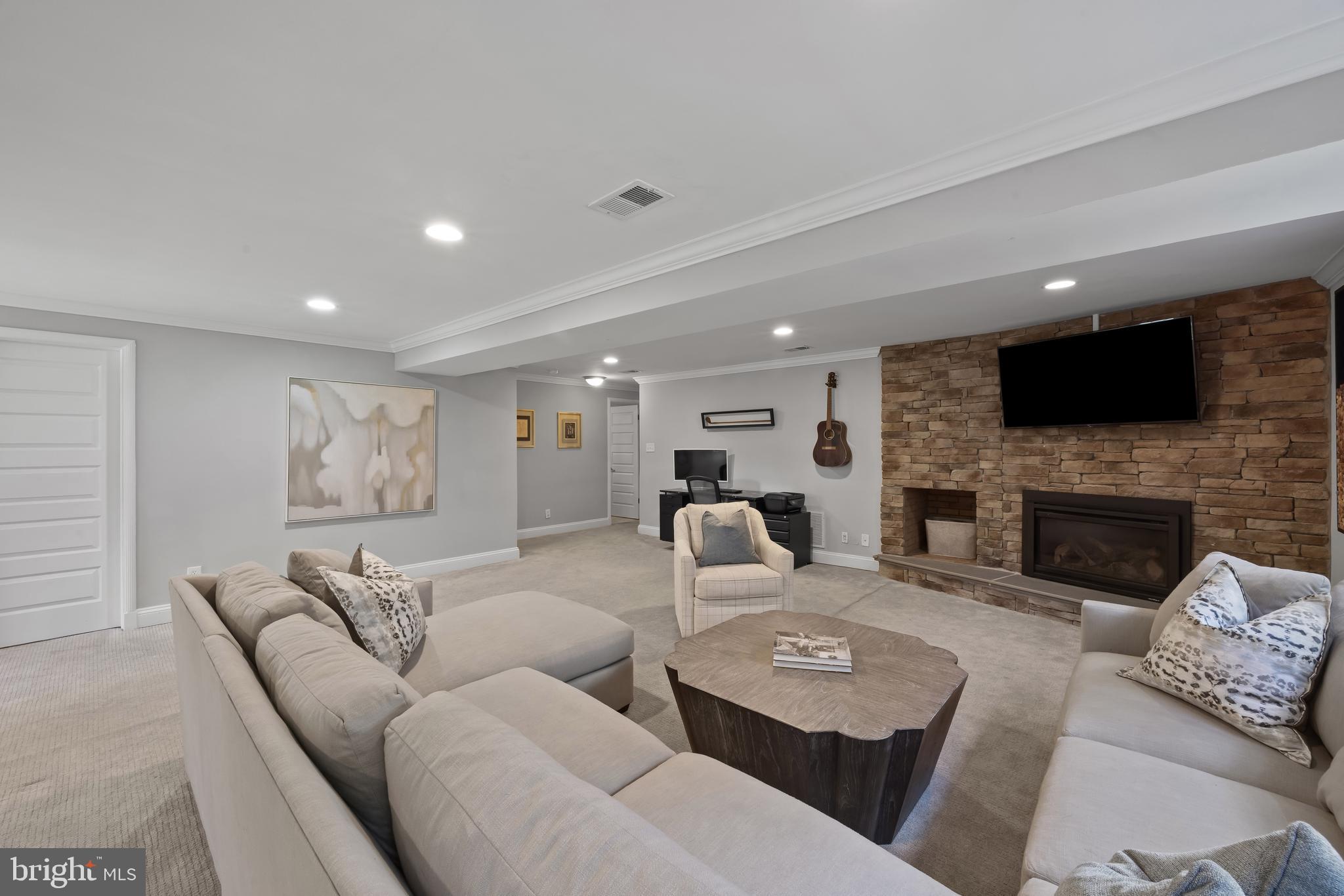 1214 BELLE VISTA DRIVE
