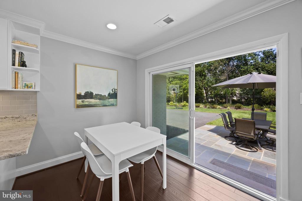 1214 BELLE VISTA DRIVE