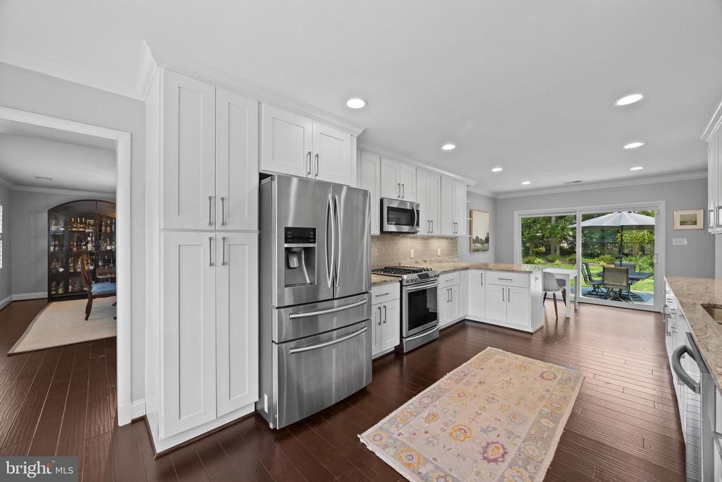 1214 BELLE VISTA DRIVE
