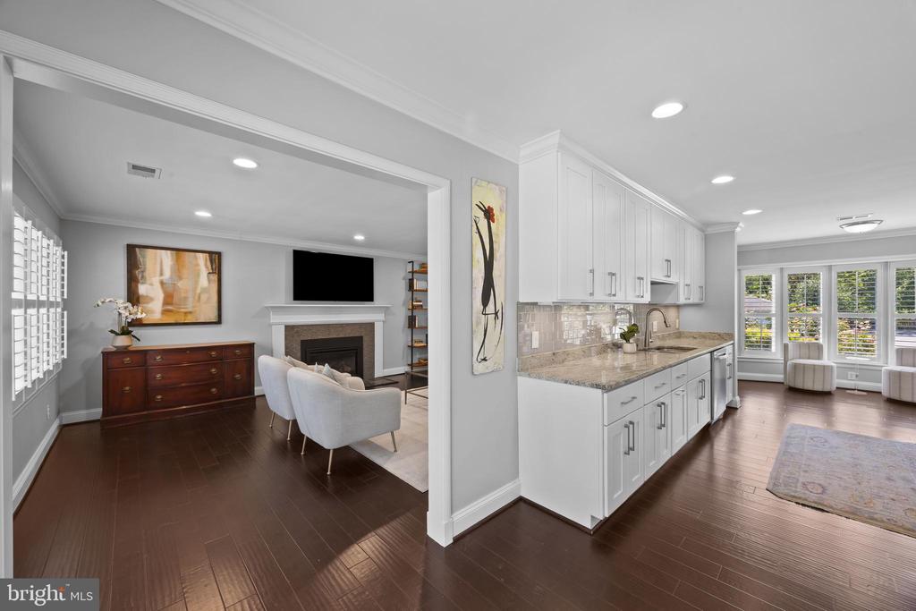 1214 BELLE VISTA DRIVE