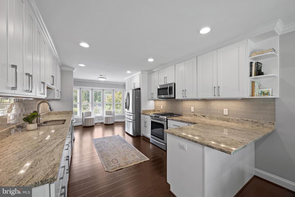 1214 BELLE VISTA DRIVE