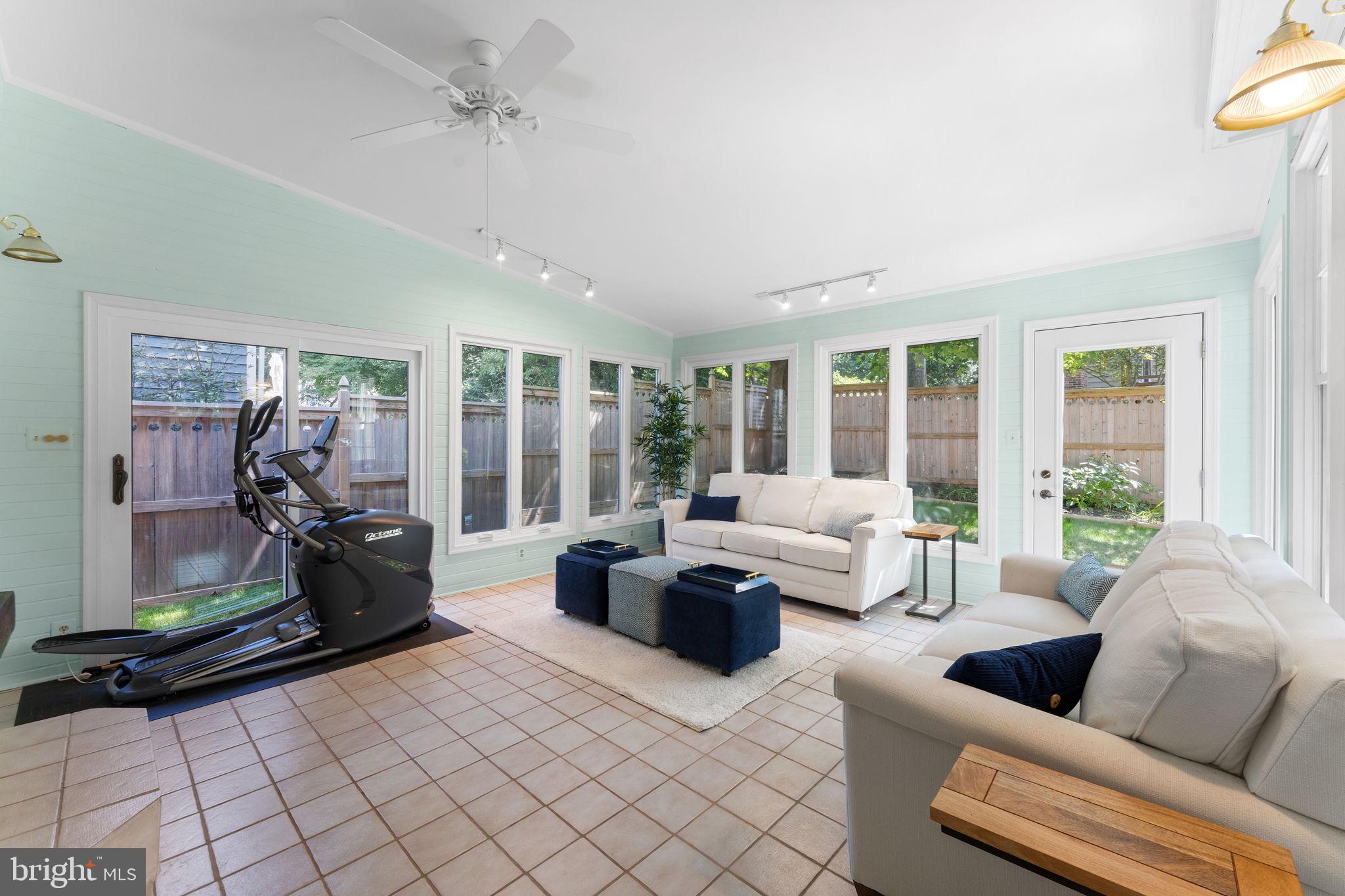 11711 OLD BAYBERRY LANE
