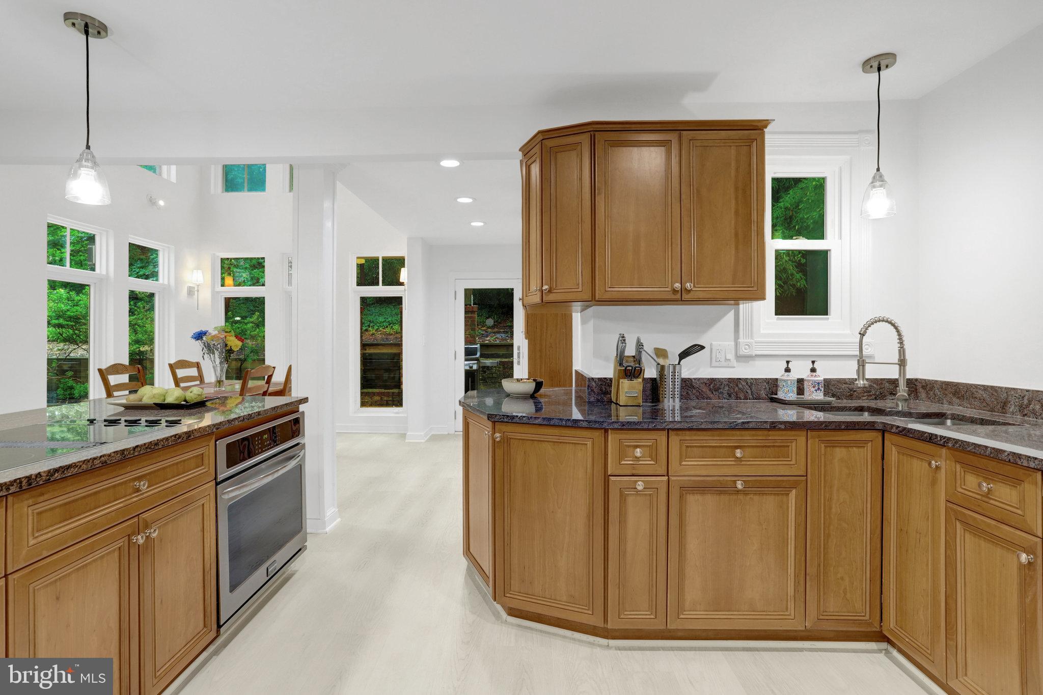 2014 MASON HILL DRIVE