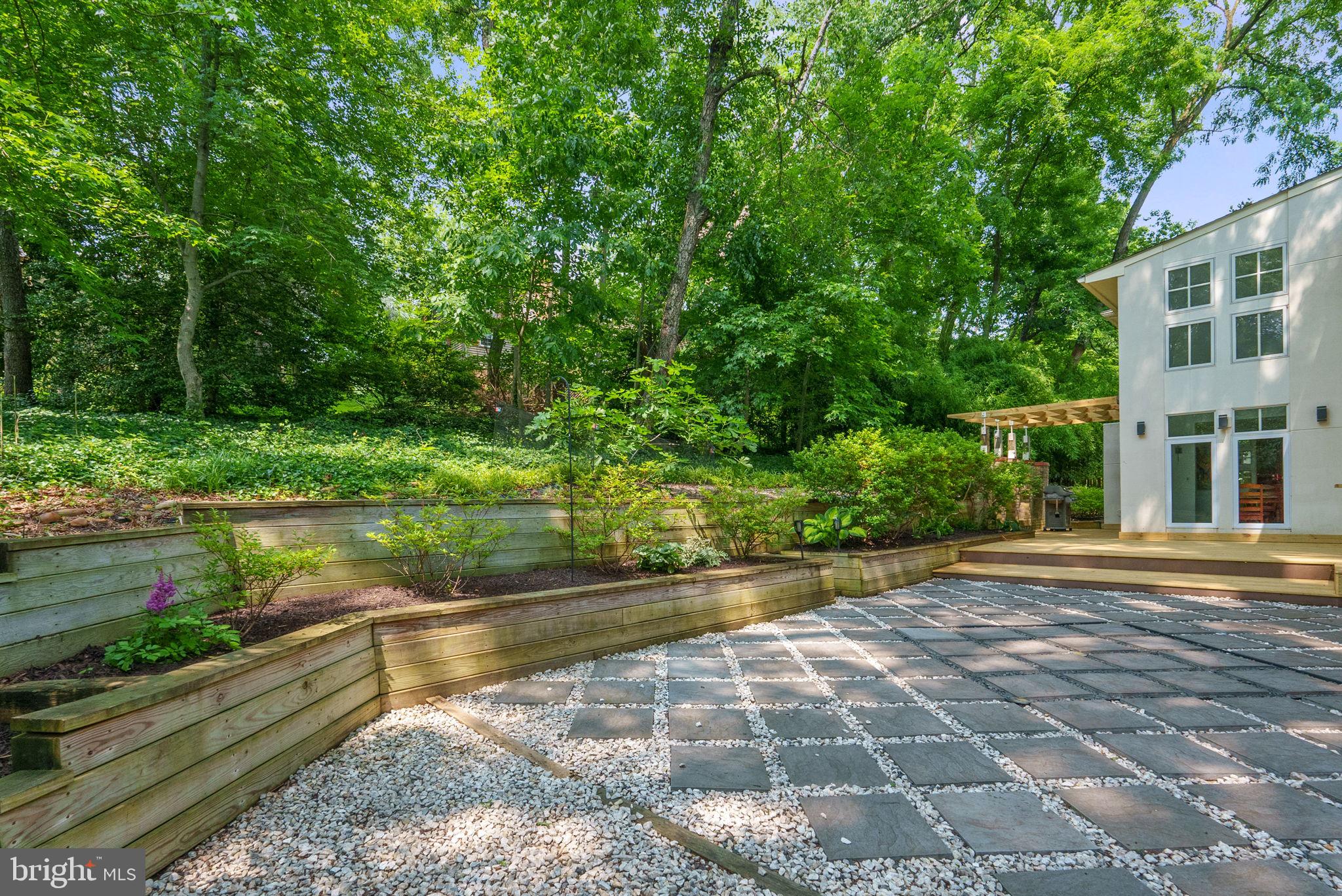 2014 MASON HILL DRIVE