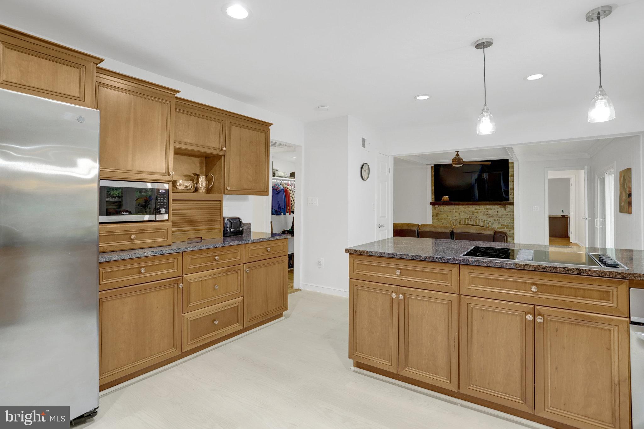 2014 MASON HILL DRIVE