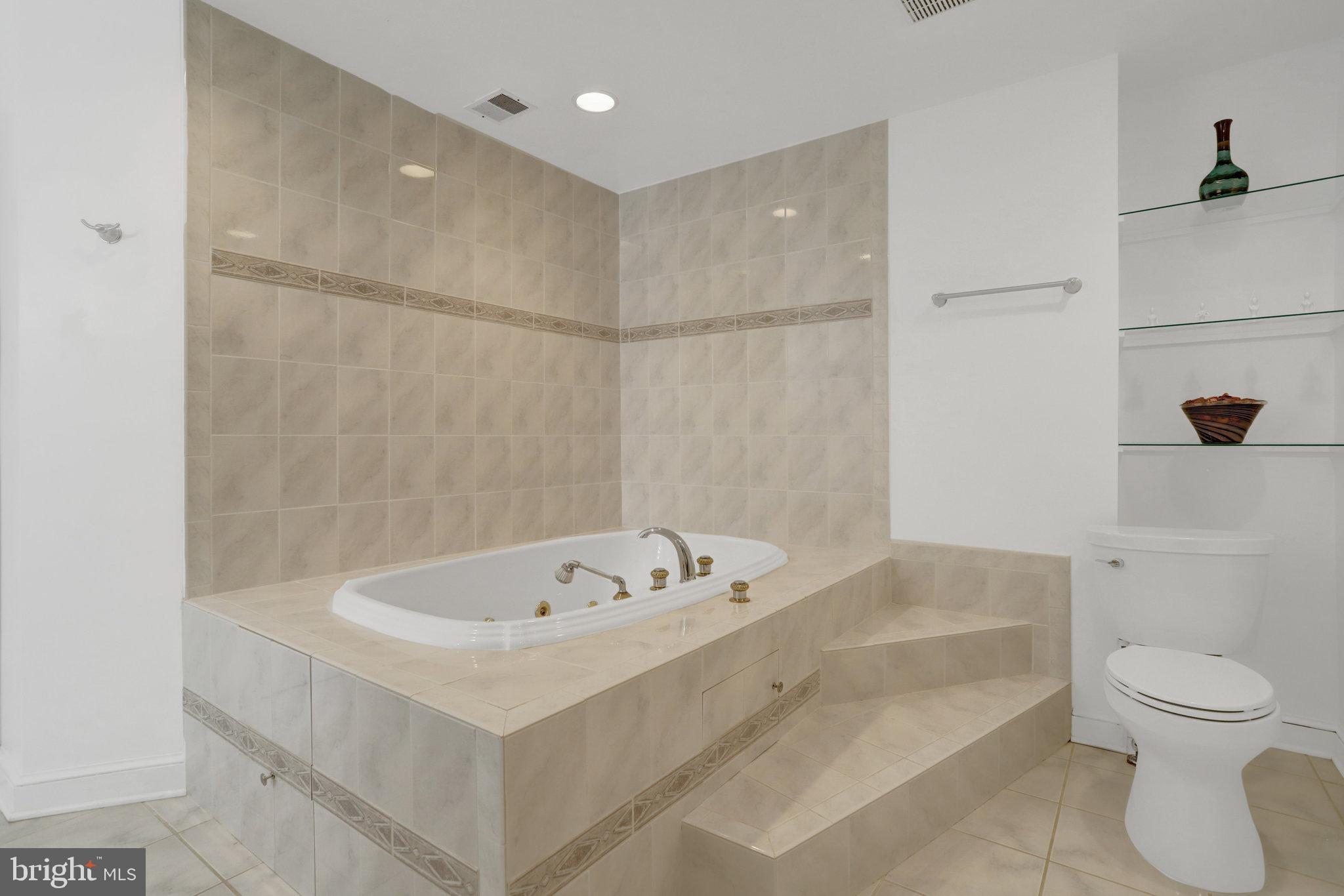 2014 MASON HILL DRIVE