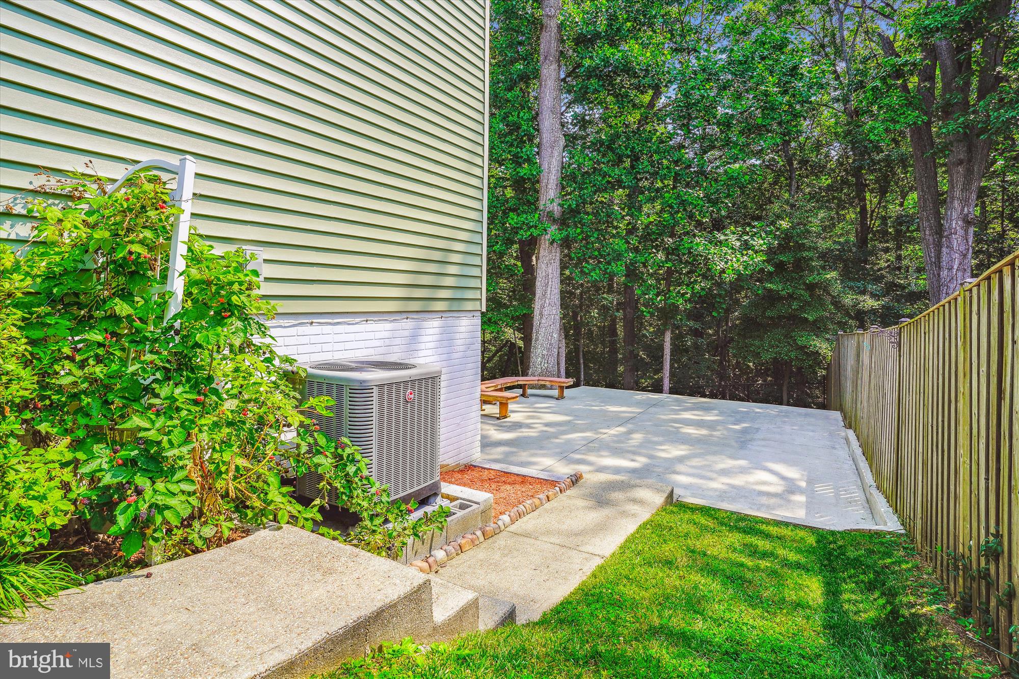 6013 FRANCONIA FOREST LANE