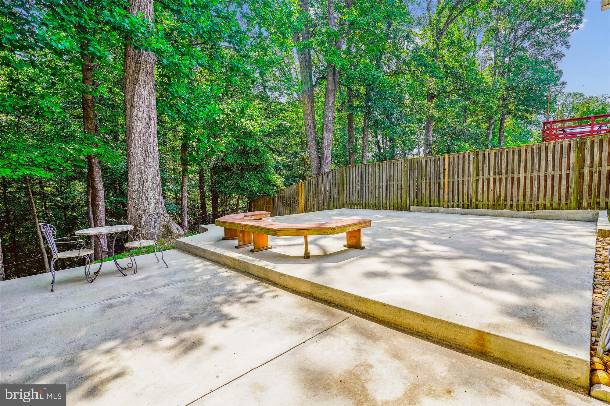 6013 FRANCONIA FOREST LANE
