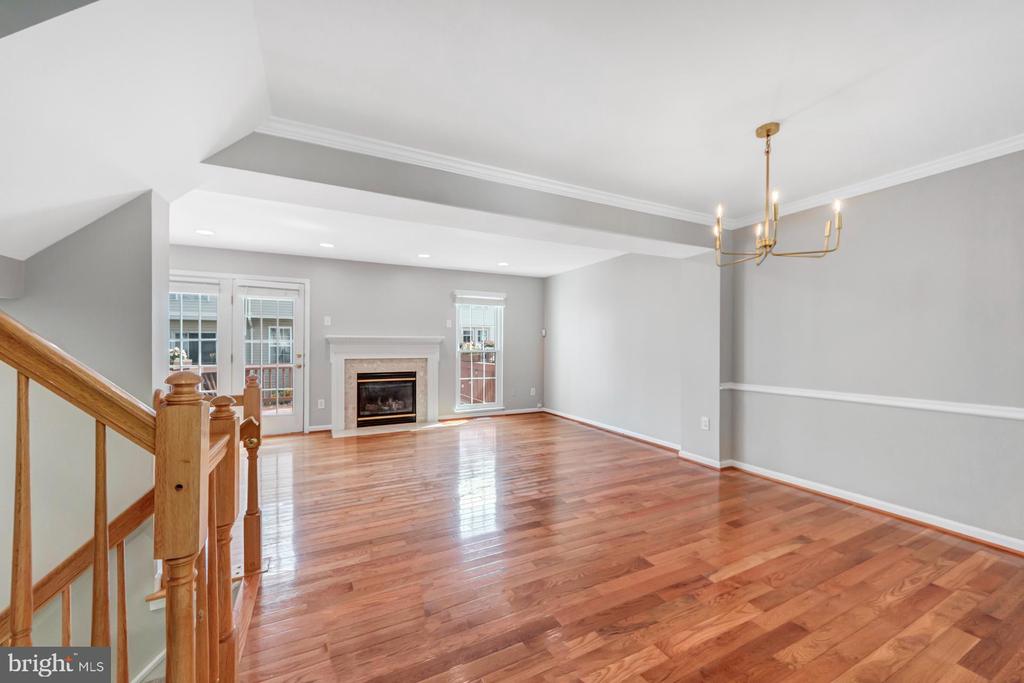 6413 LURETA ANN LANE