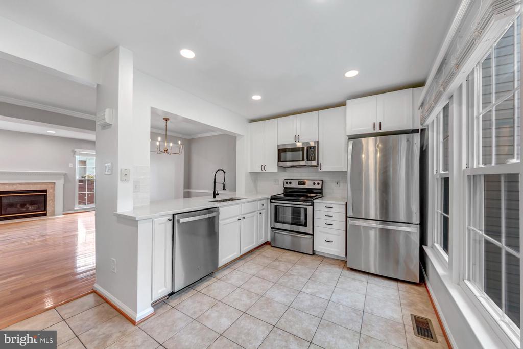 6413 LURETA ANN LANE