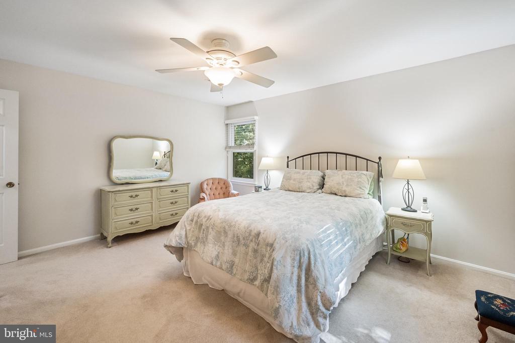 10707 PAYNES CHURCH DRIVE
