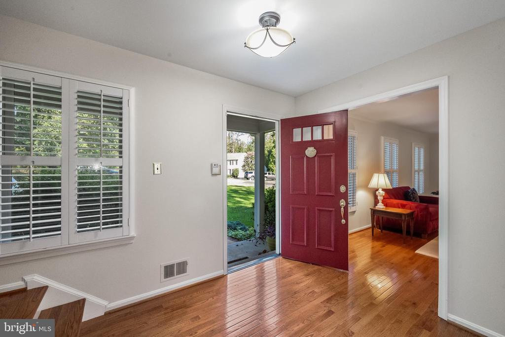 10707 PAYNES CHURCH DRIVE