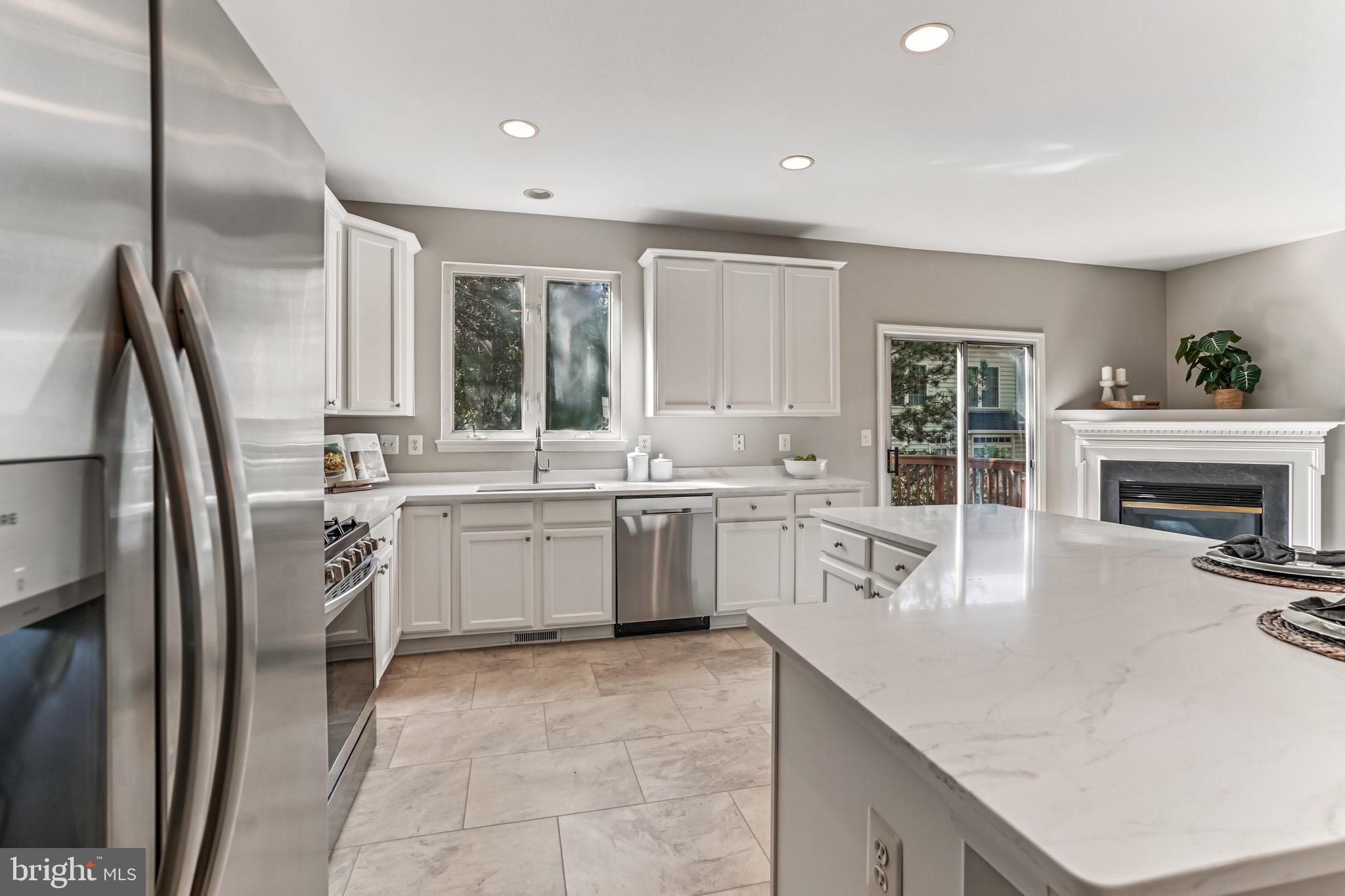 4134 LECLAIR COURT