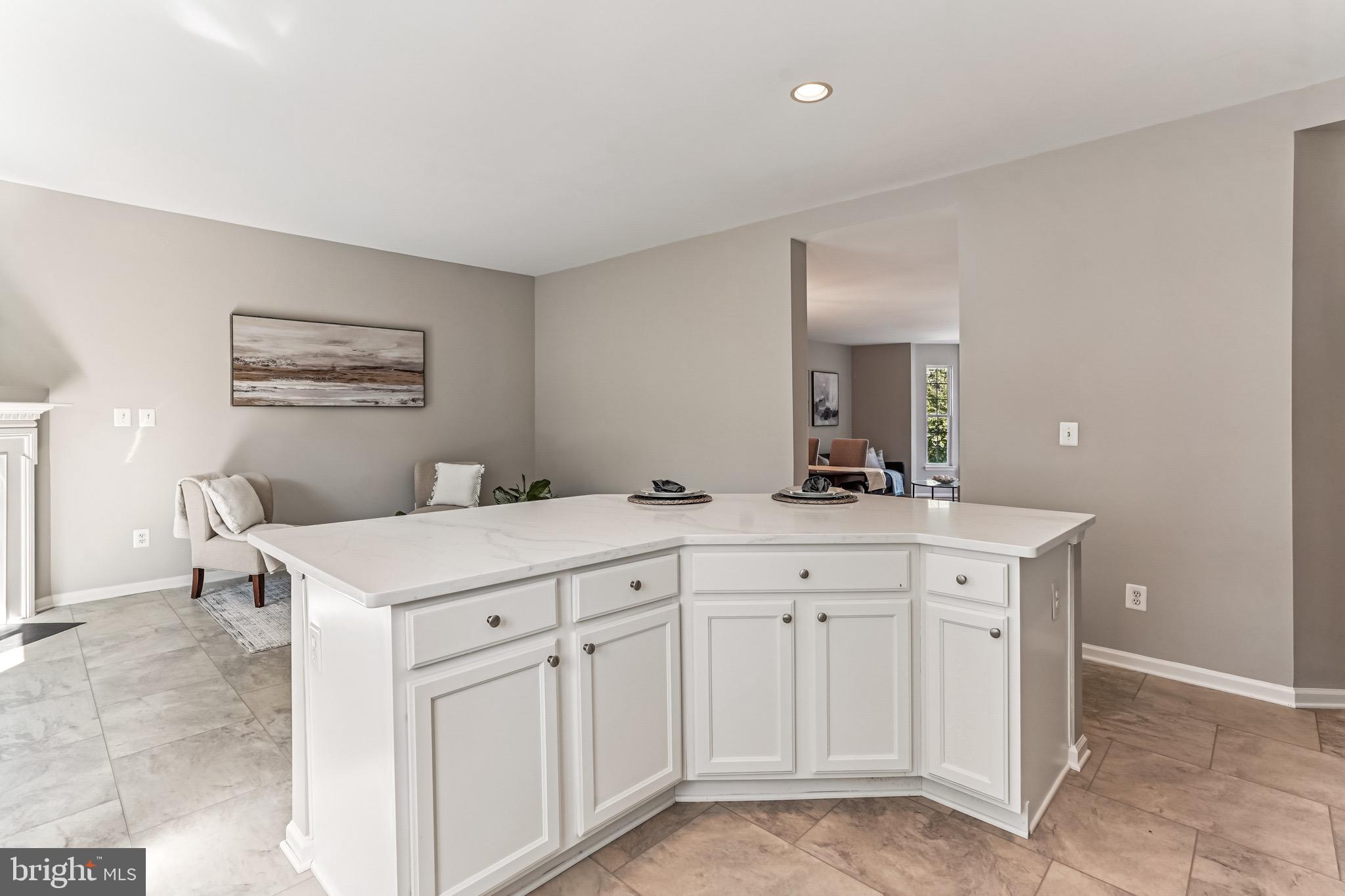 4134 LECLAIR COURT