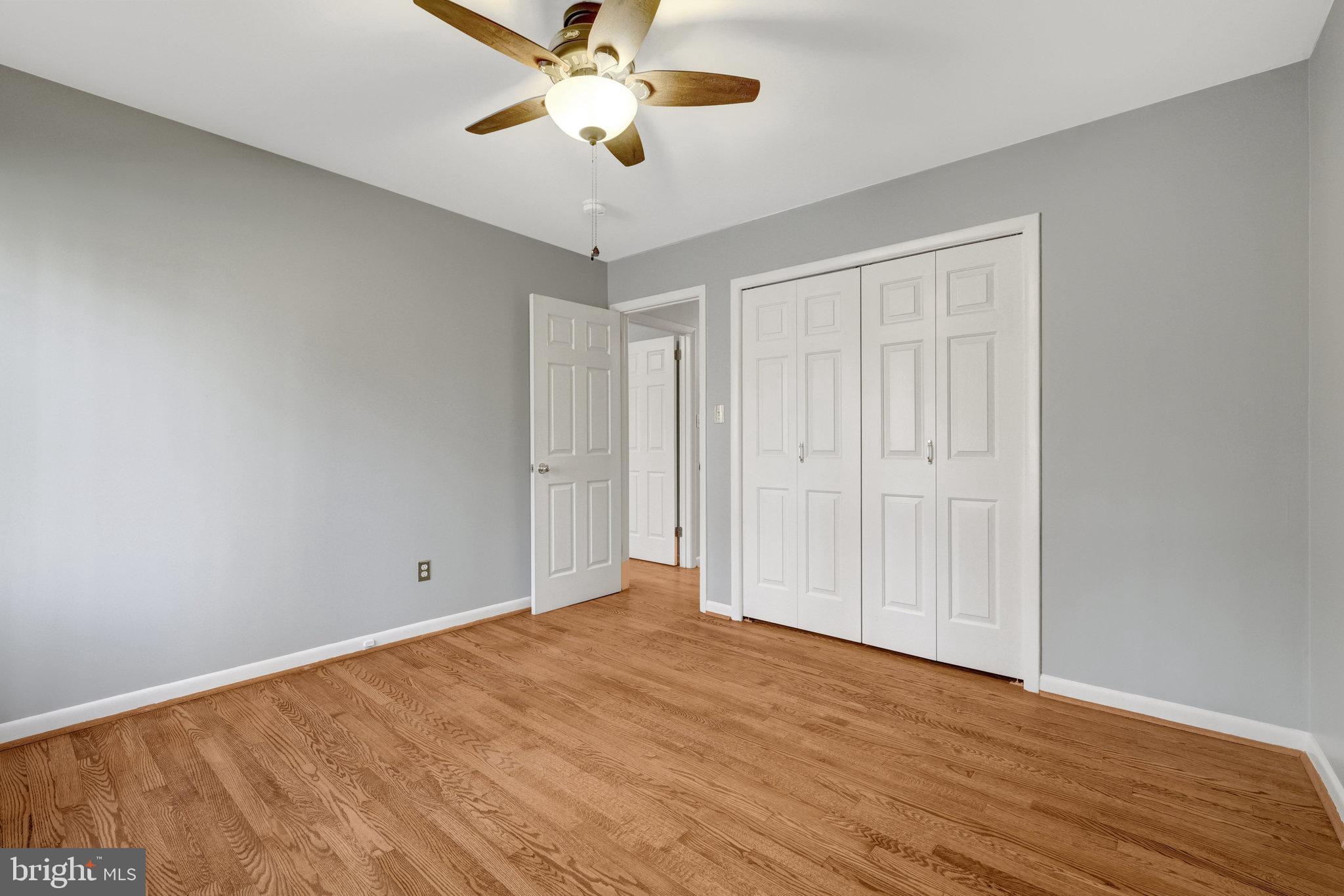 6812 GLENCOVE DRIVE