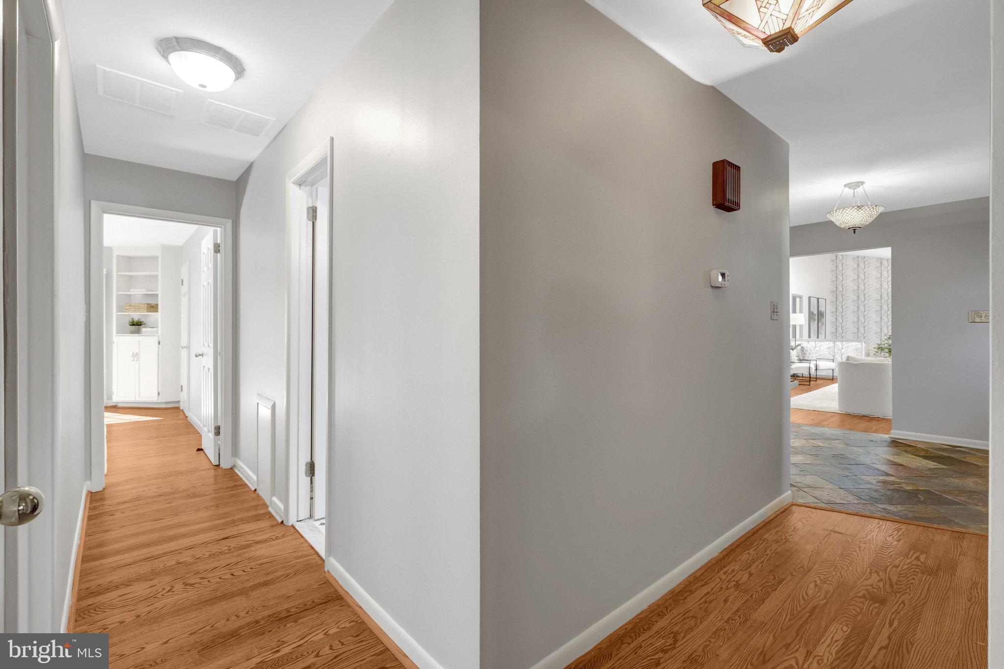 6812 GLENCOVE DRIVE