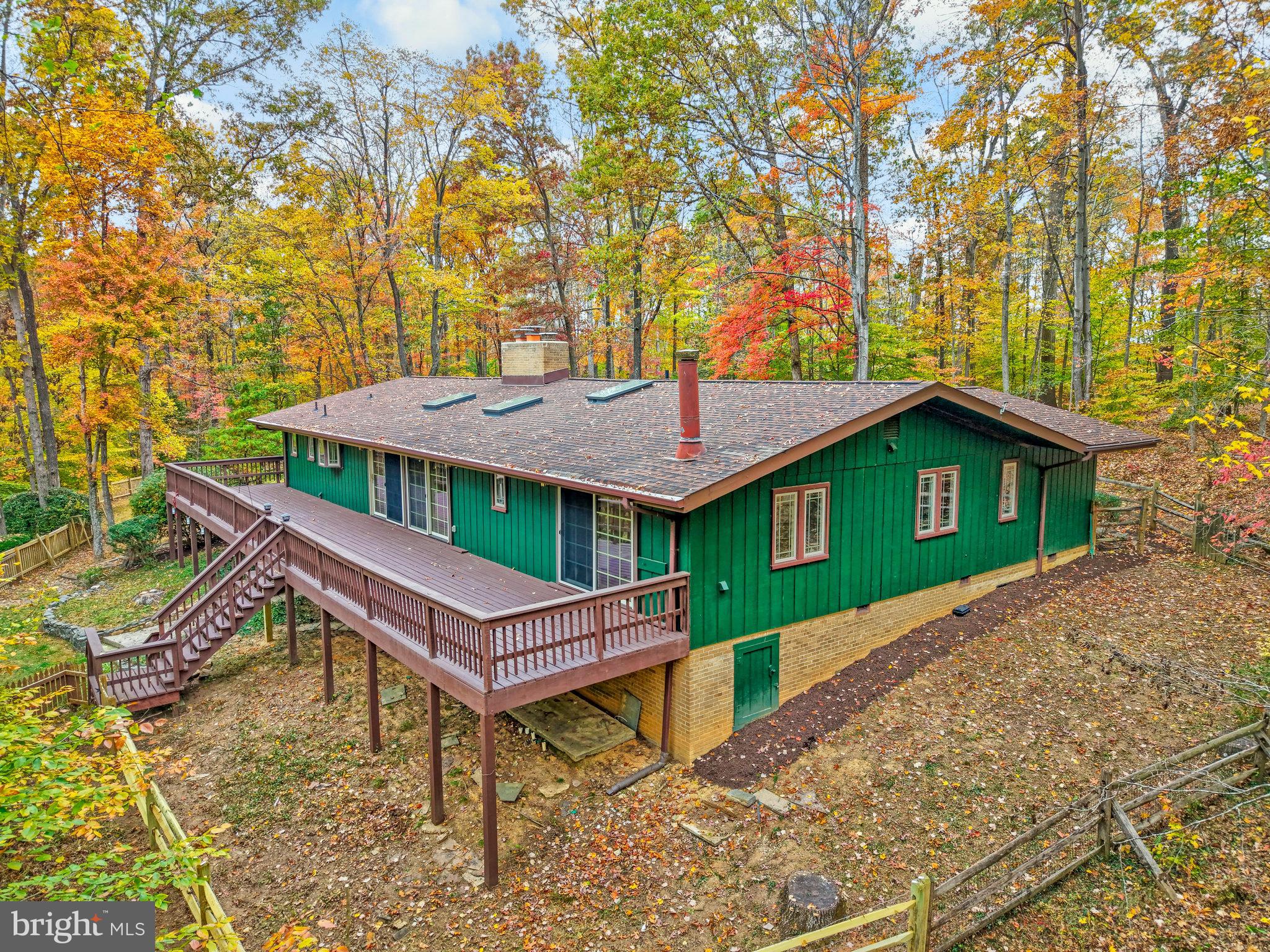 6812 GLENCOVE DRIVE