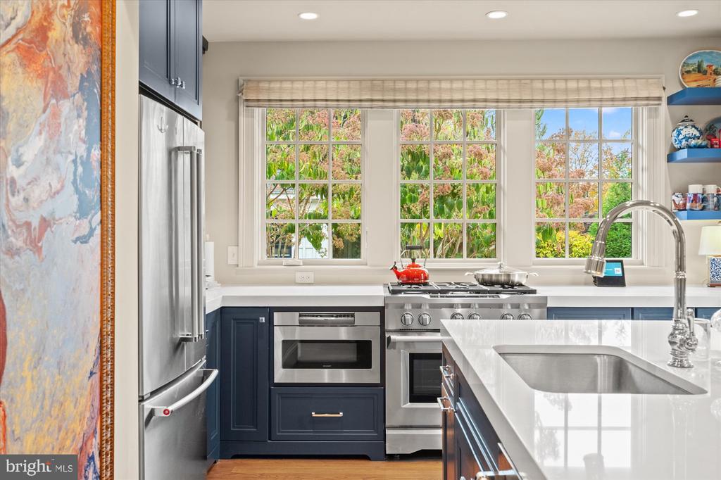 6100 VERNON TERRACE
