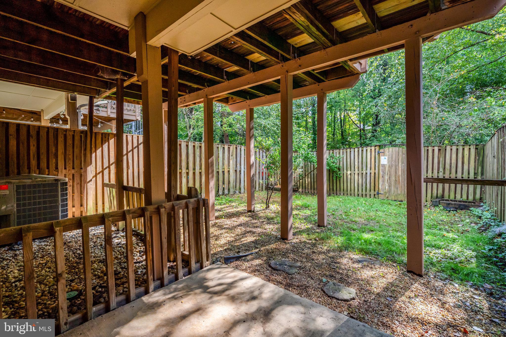 3019 OAKTON MEADOWS COURT
