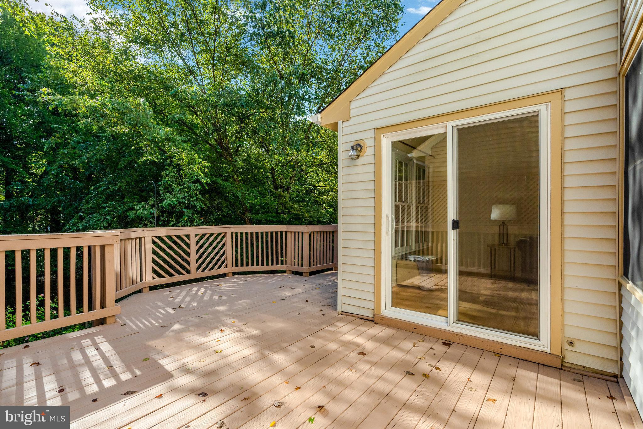 3019 OAKTON MEADOWS COURT