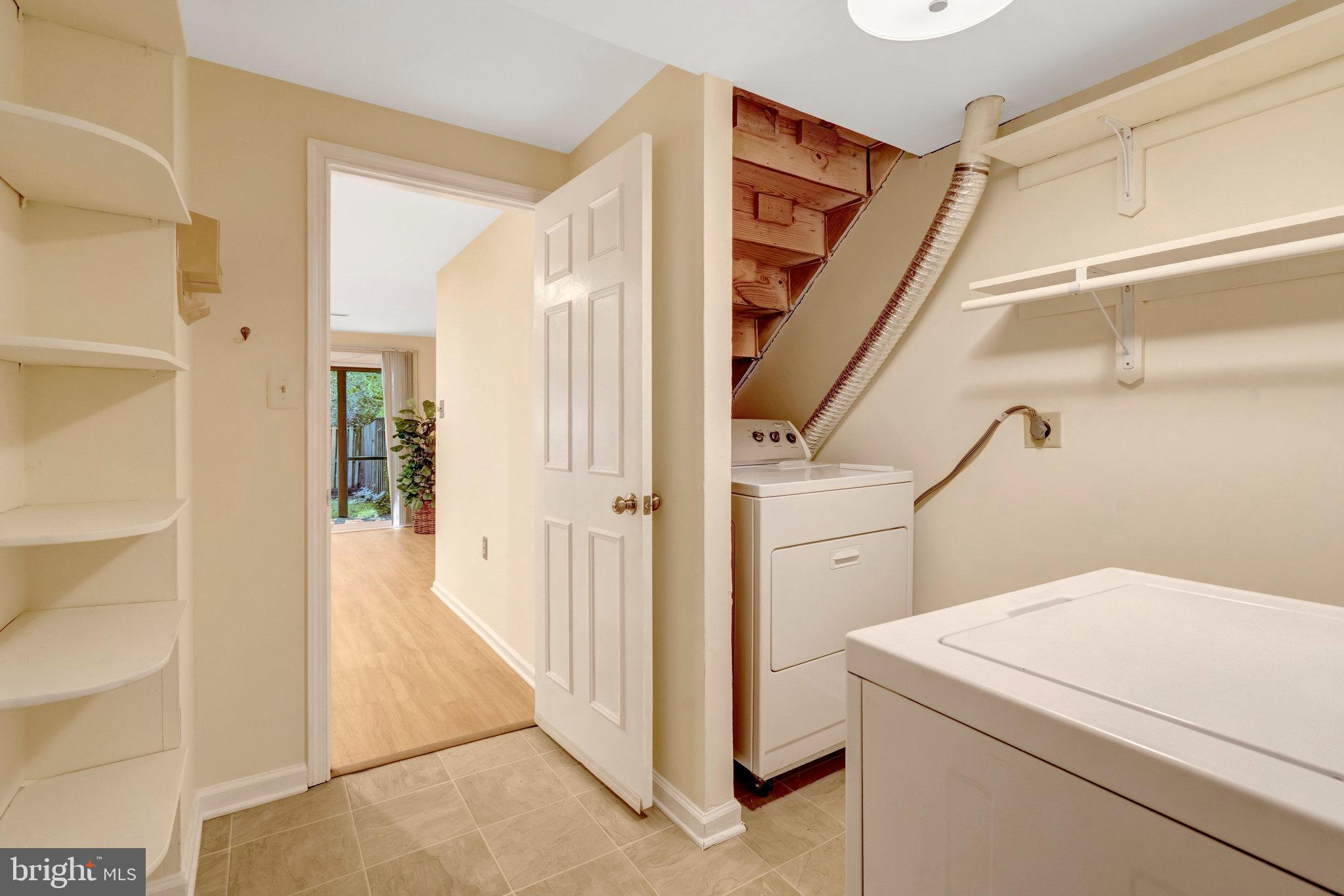 3019 OAKTON MEADOWS COURT