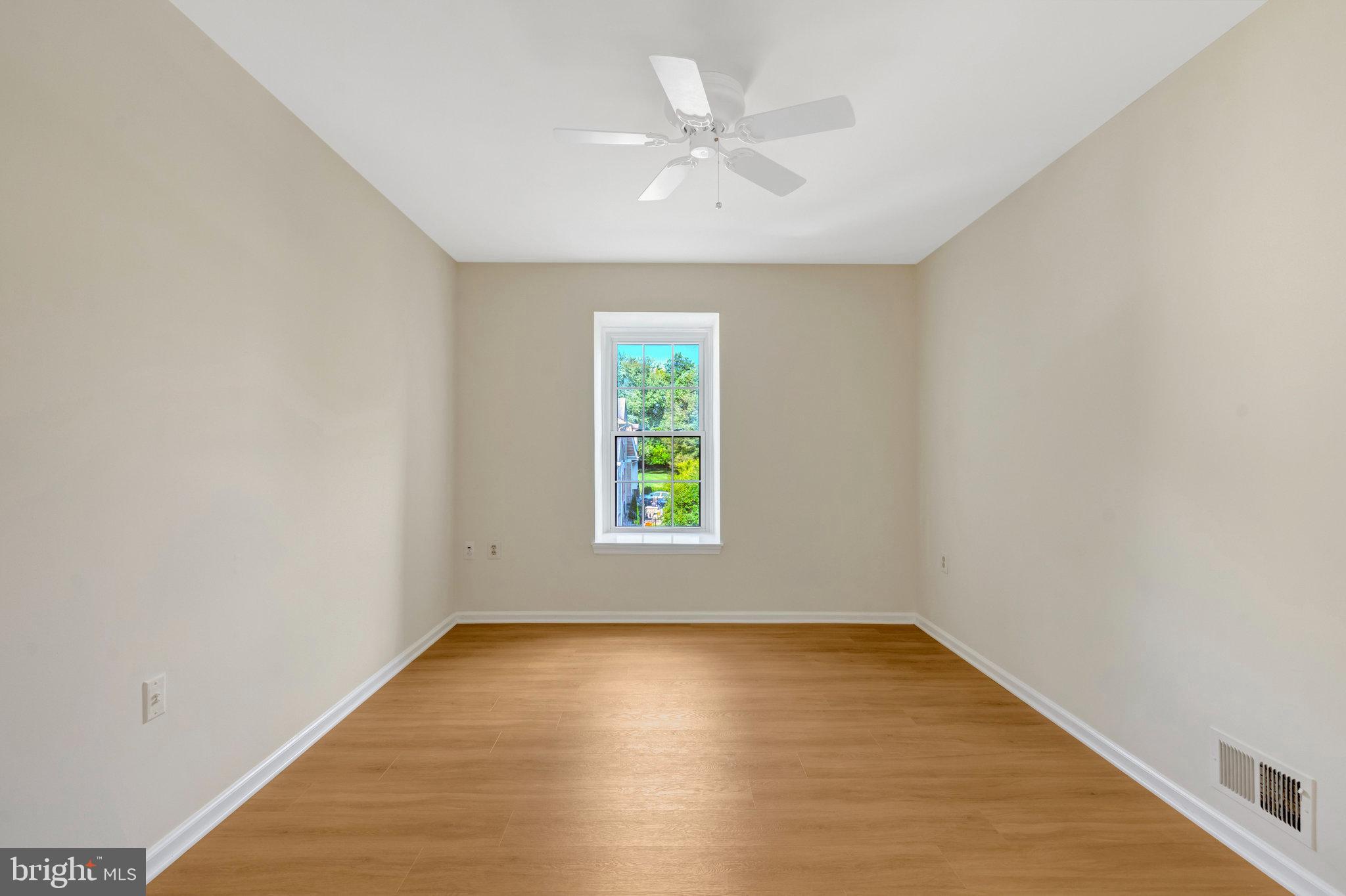 3019 OAKTON MEADOWS COURT