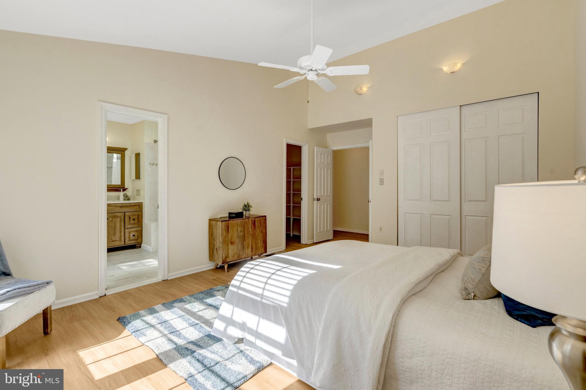 3019 OAKTON MEADOWS COURT