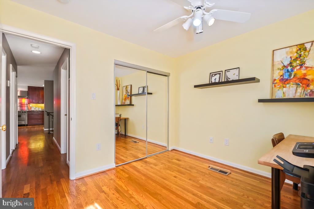 10411 ADEL ROAD
