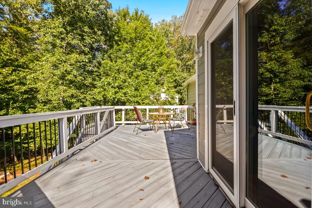 10411 ADEL ROAD