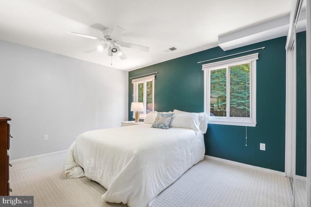 10411 ADEL ROAD