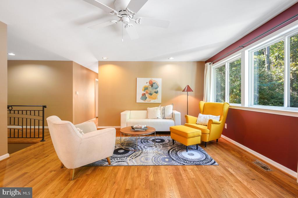 10411 ADEL ROAD