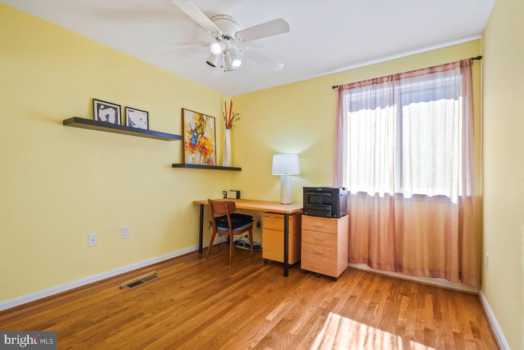 10411 ADEL ROAD