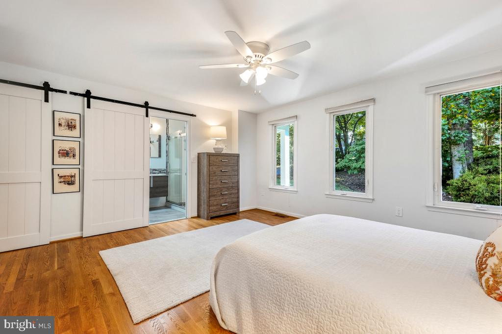 10411 ADEL ROAD