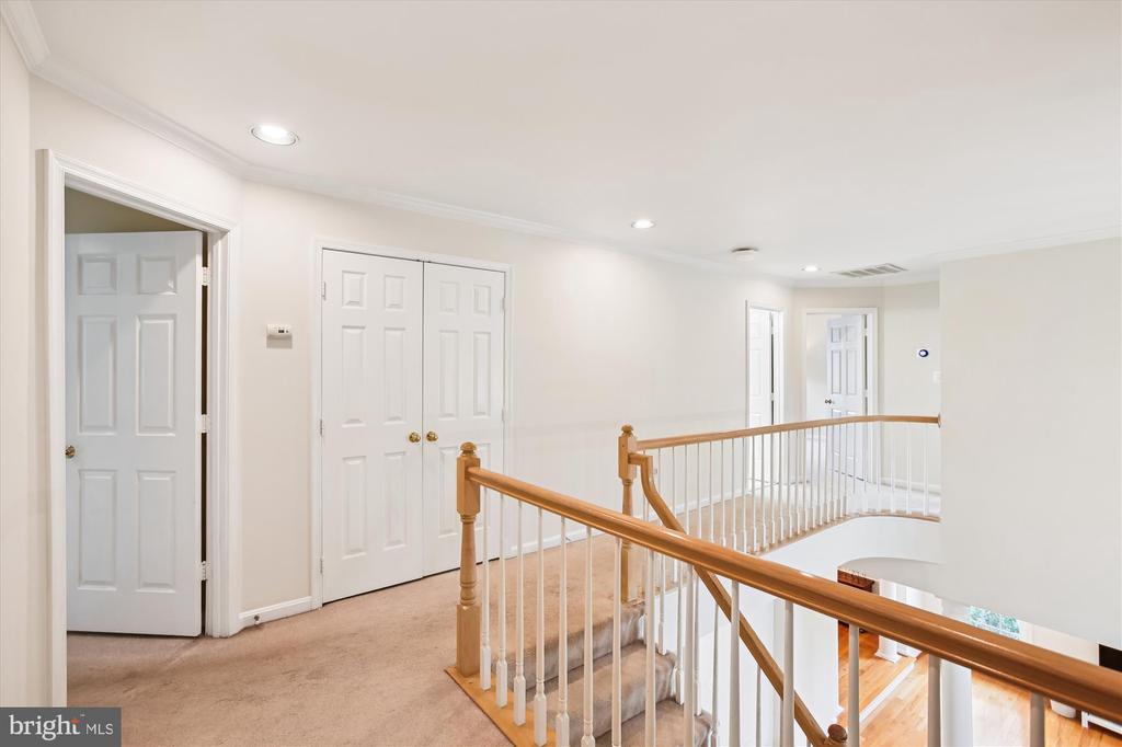 7406 ARUNDEL PLACE