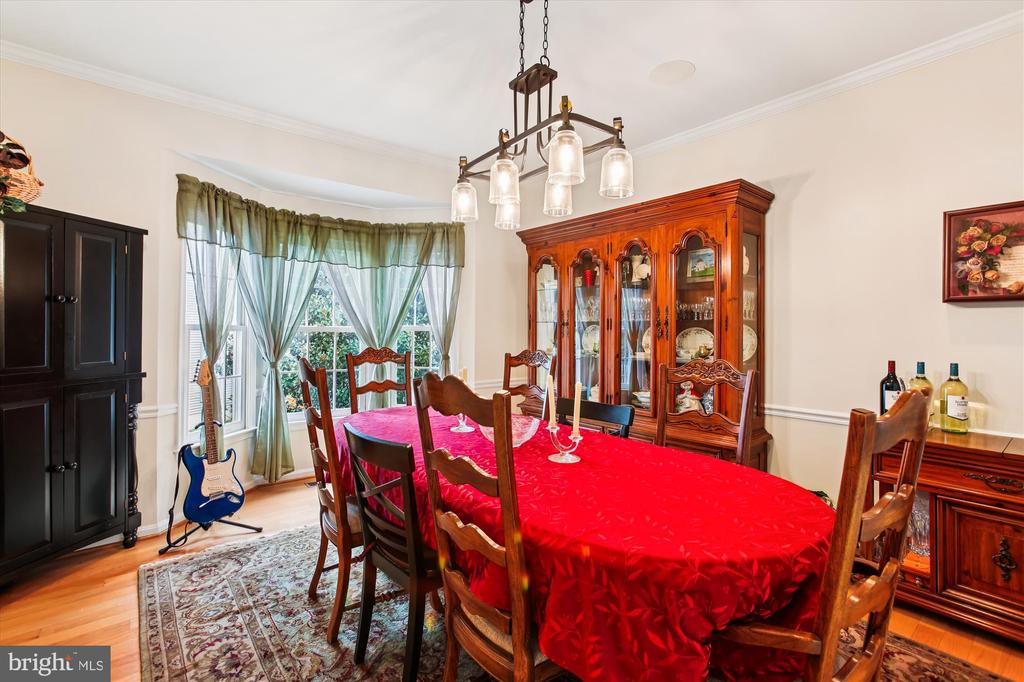 7406 ARUNDEL PLACE