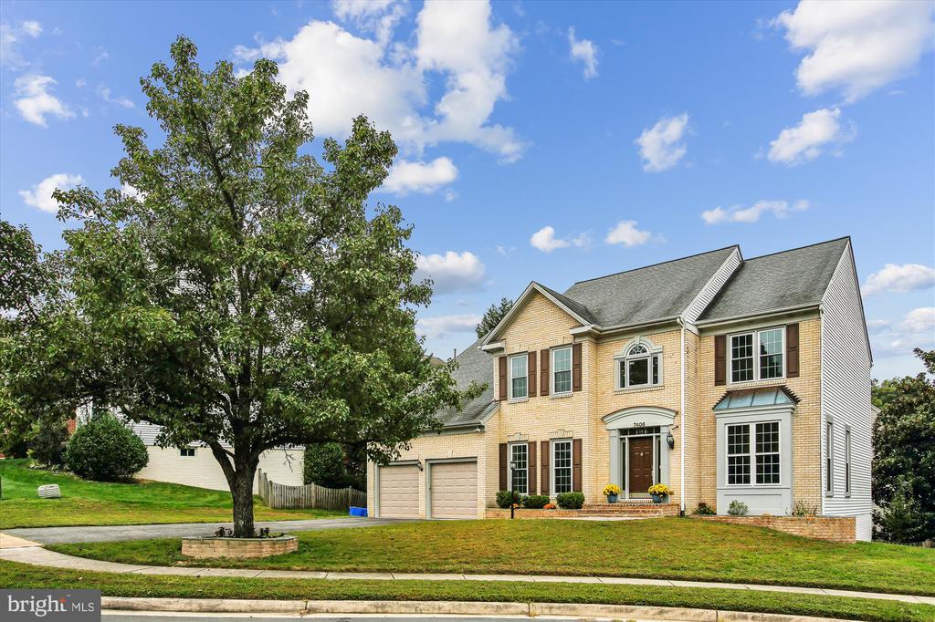 7406 ARUNDEL PLACE