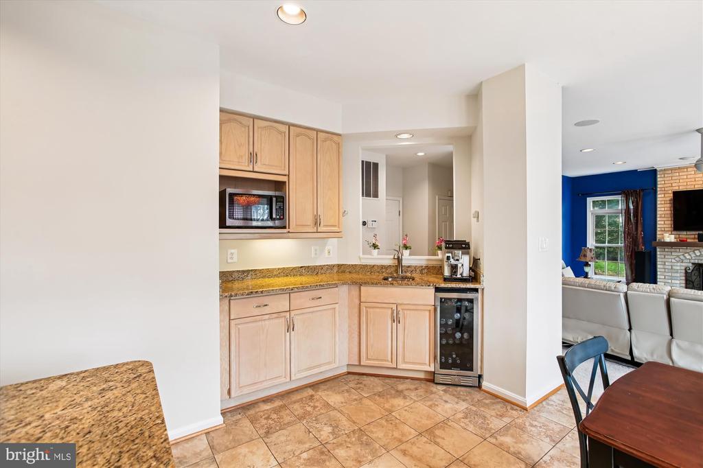 7406 ARUNDEL PLACE