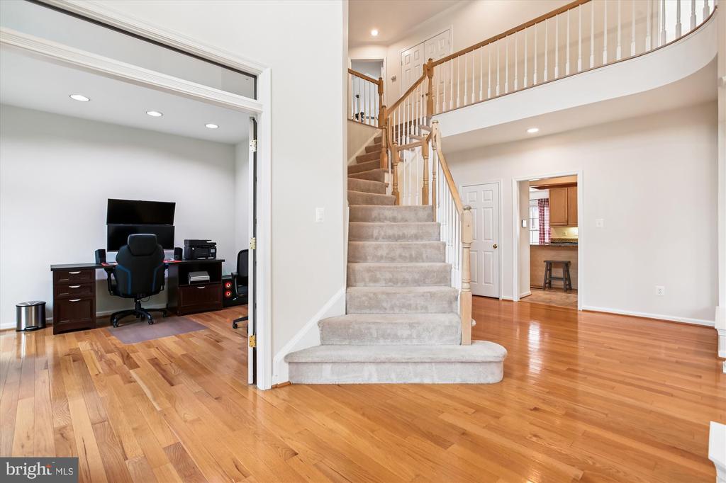 7406 ARUNDEL PLACE
