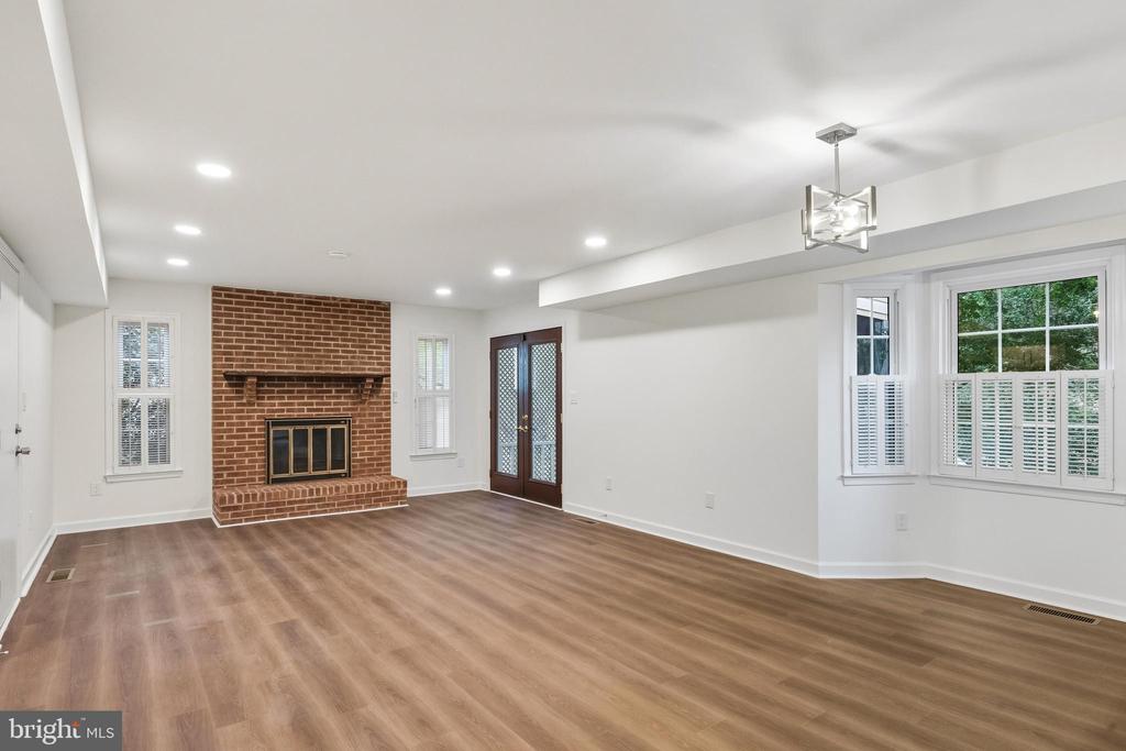 13405 VIRGINIA WILLOW DRIVE
