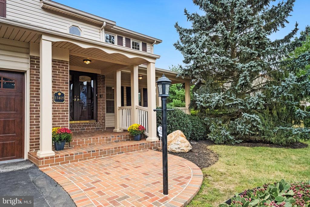 13405 VIRGINIA WILLOW DRIVE