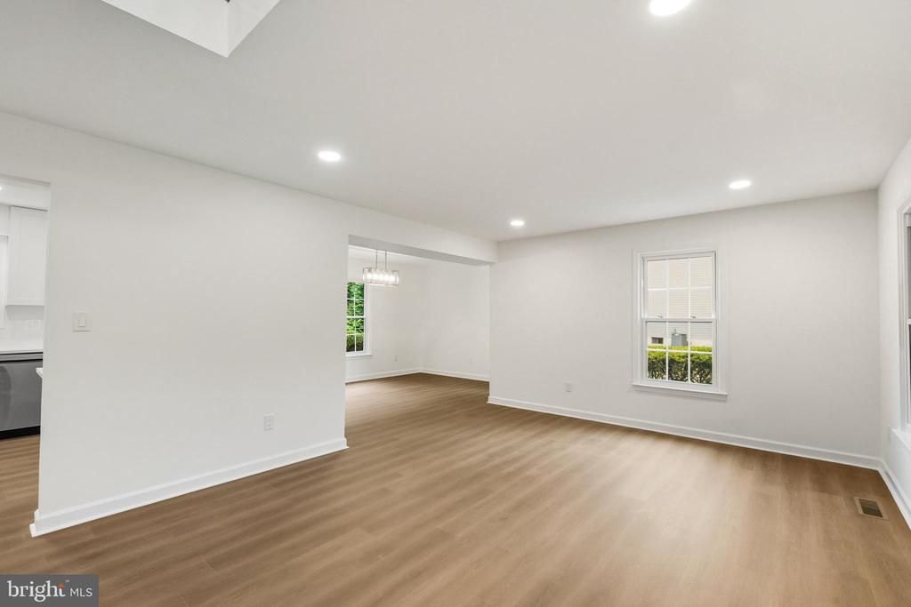 13405 VIRGINIA WILLOW DRIVE