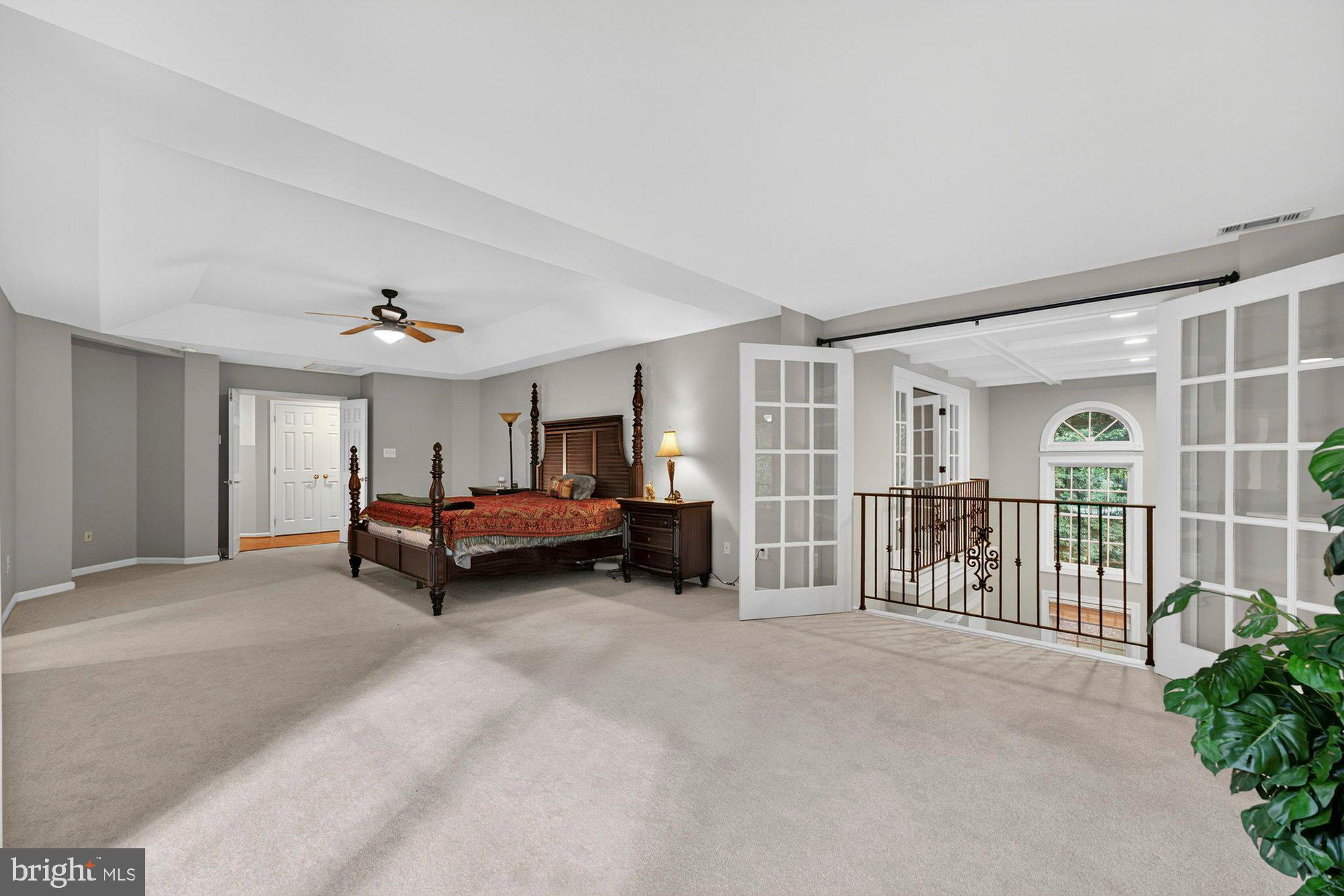 3300 LAUREN OAKS COURT