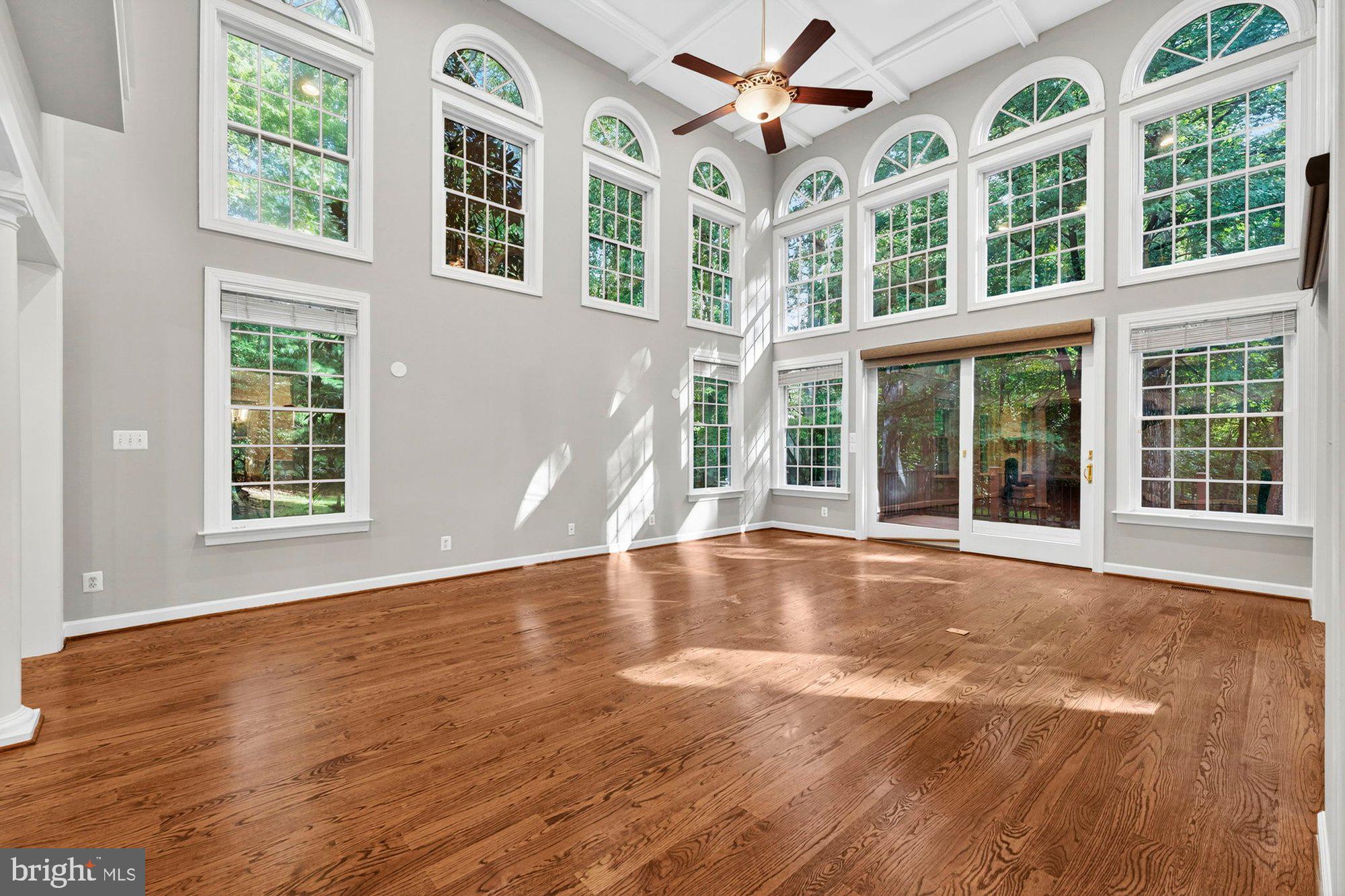 3300 LAUREN OAKS COURT