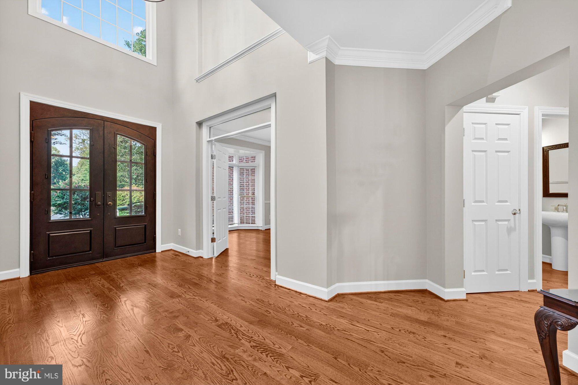 3300 LAUREN OAKS COURT