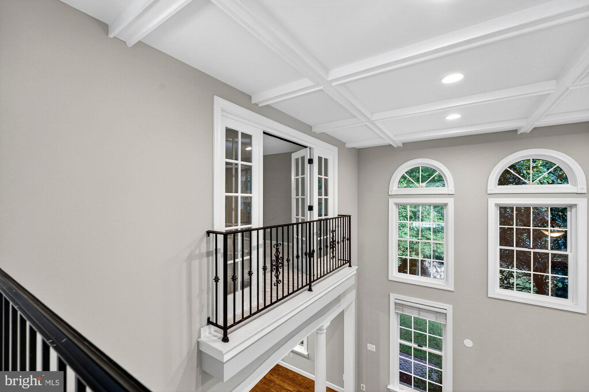 3300 LAUREN OAKS COURT