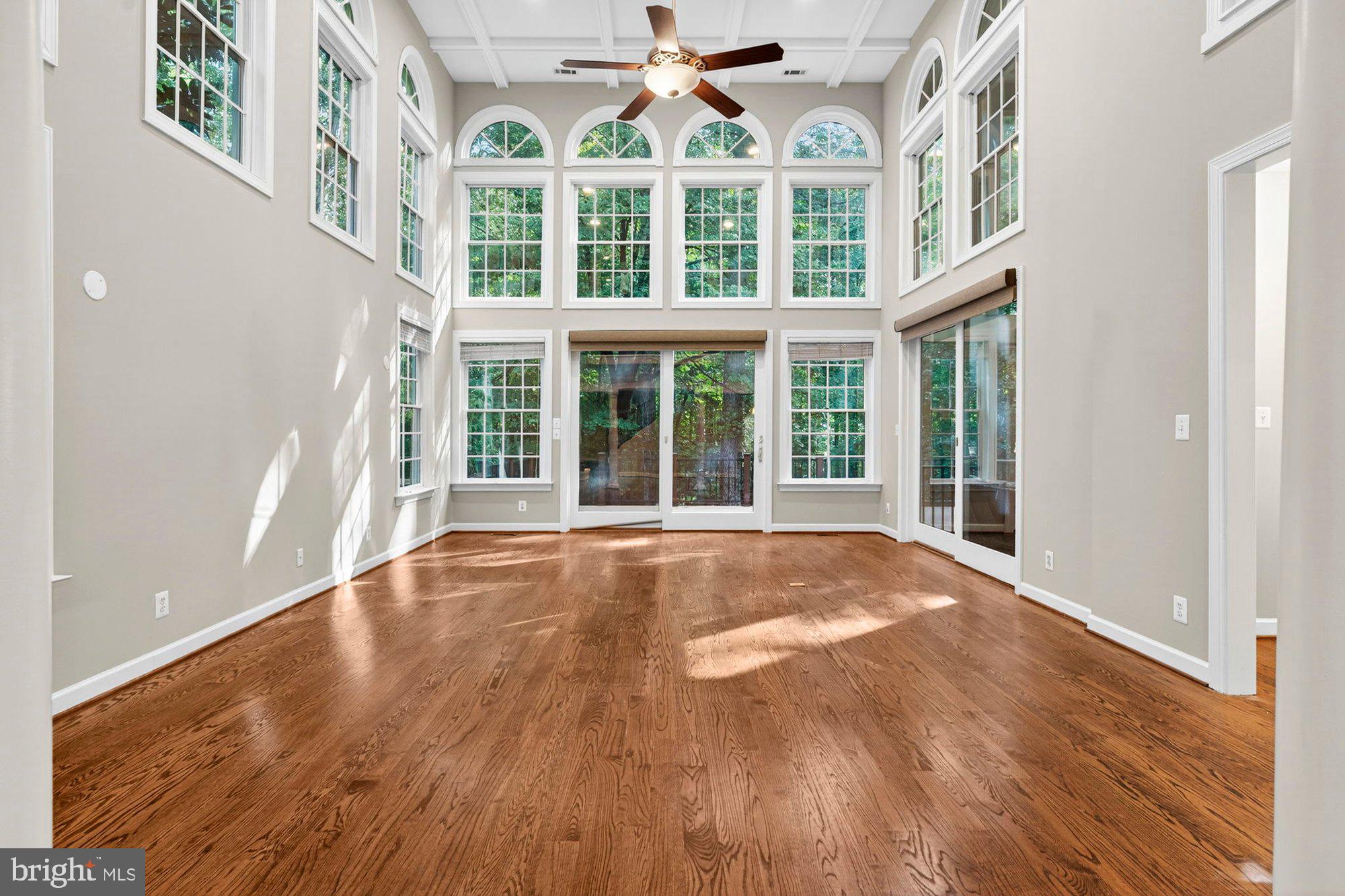 3300 LAUREN OAKS COURT