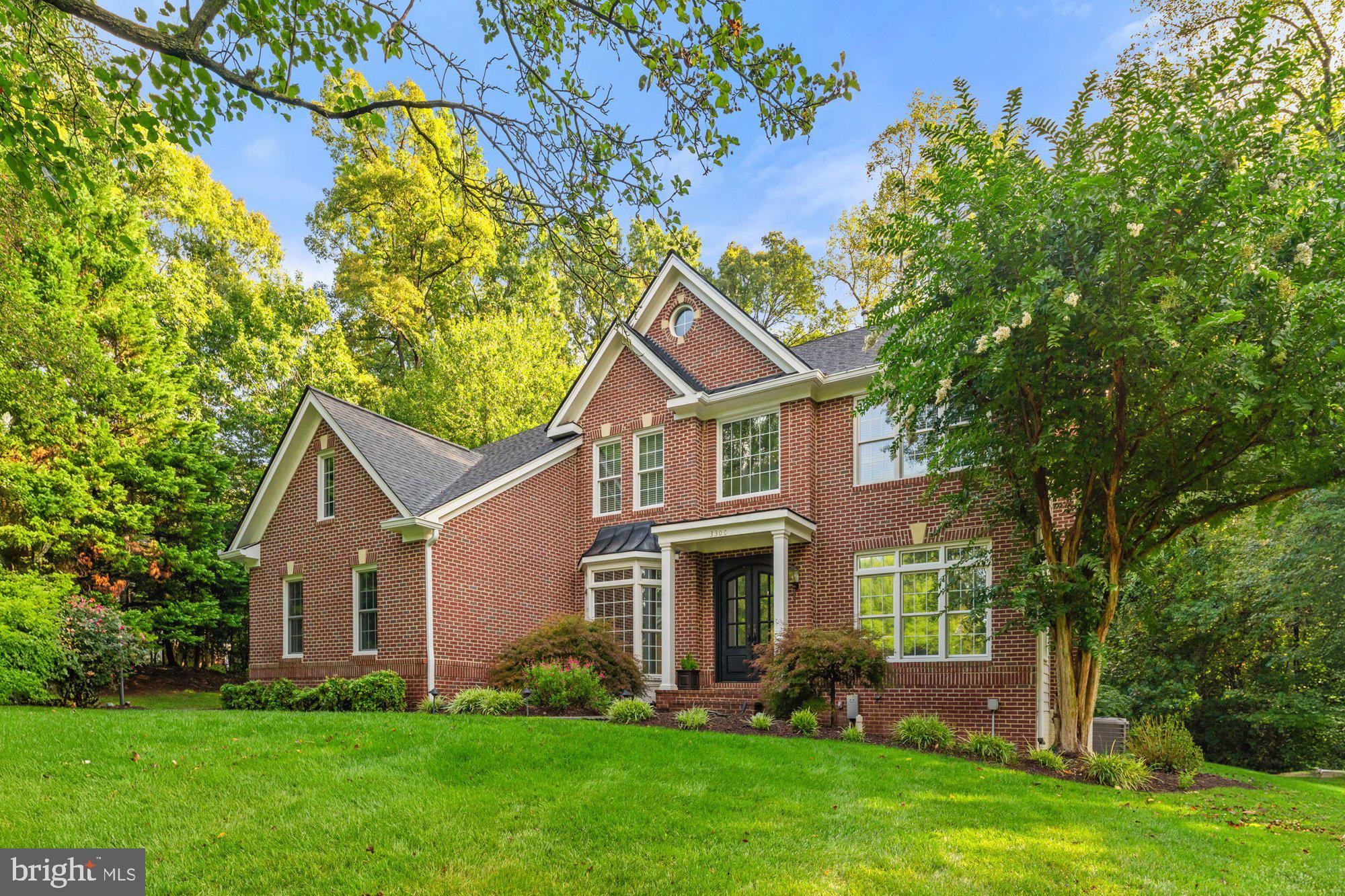 3300 LAUREN OAKS COURT