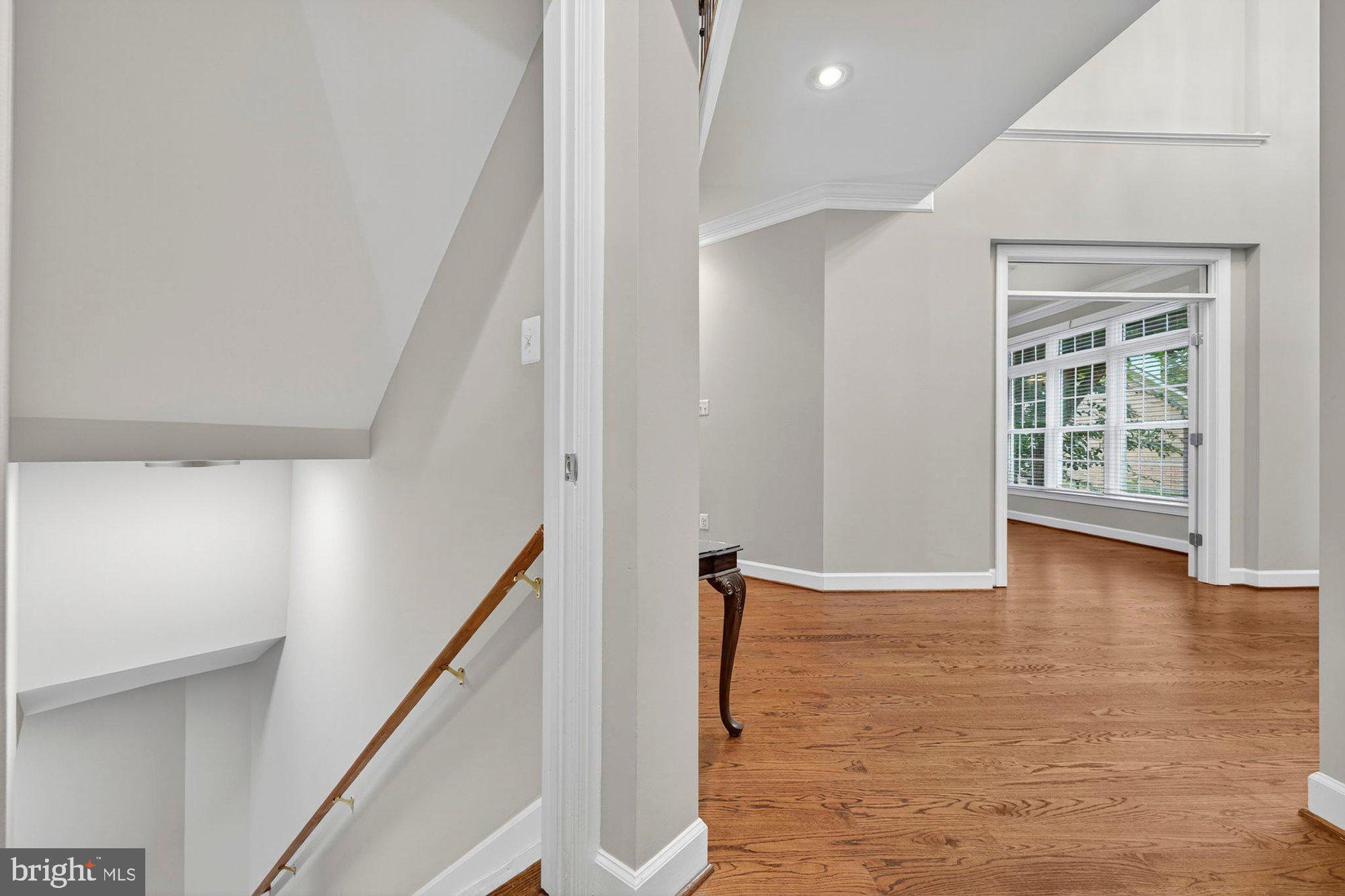 3300 LAUREN OAKS COURT