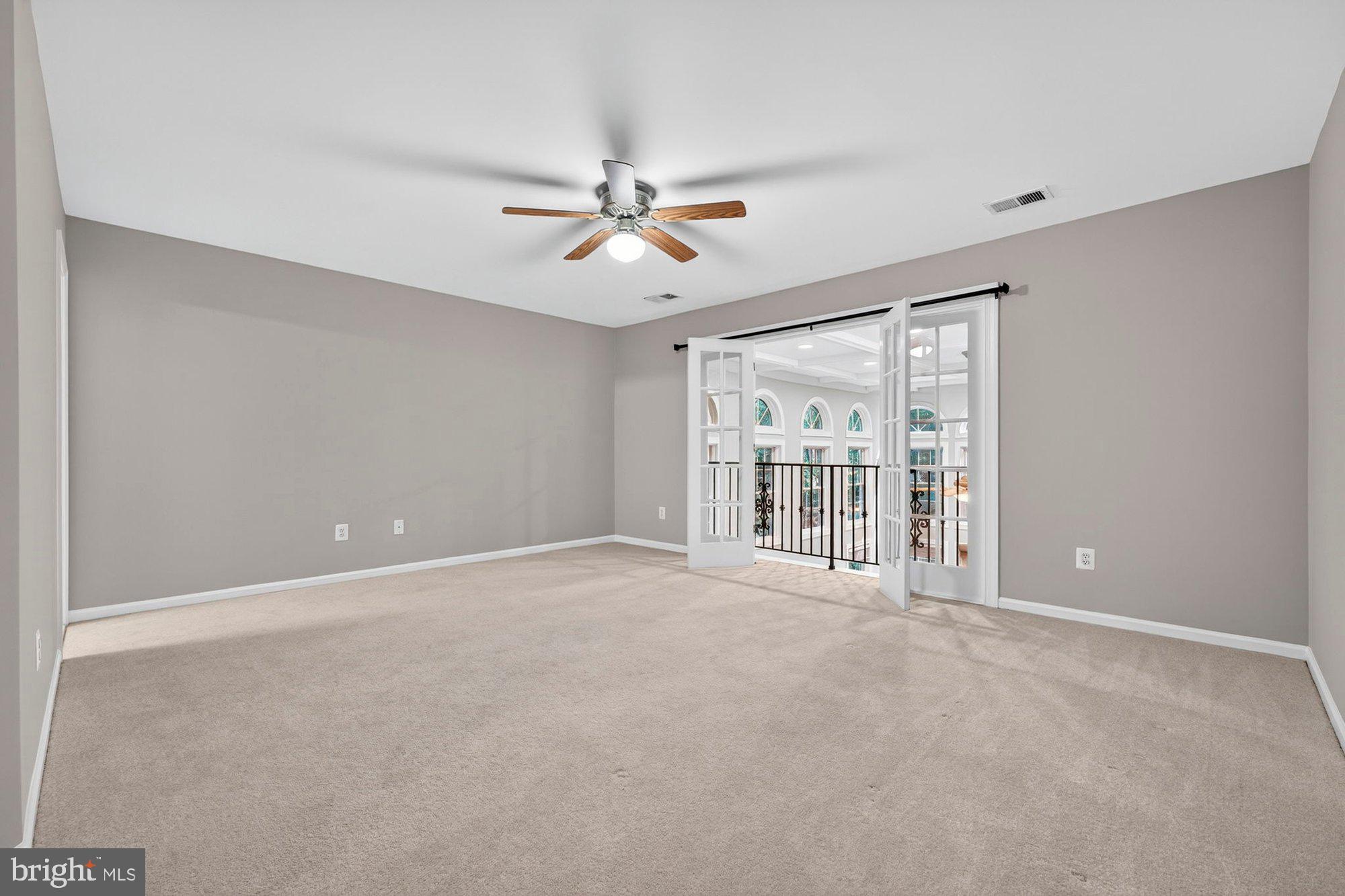 3300 LAUREN OAKS COURT