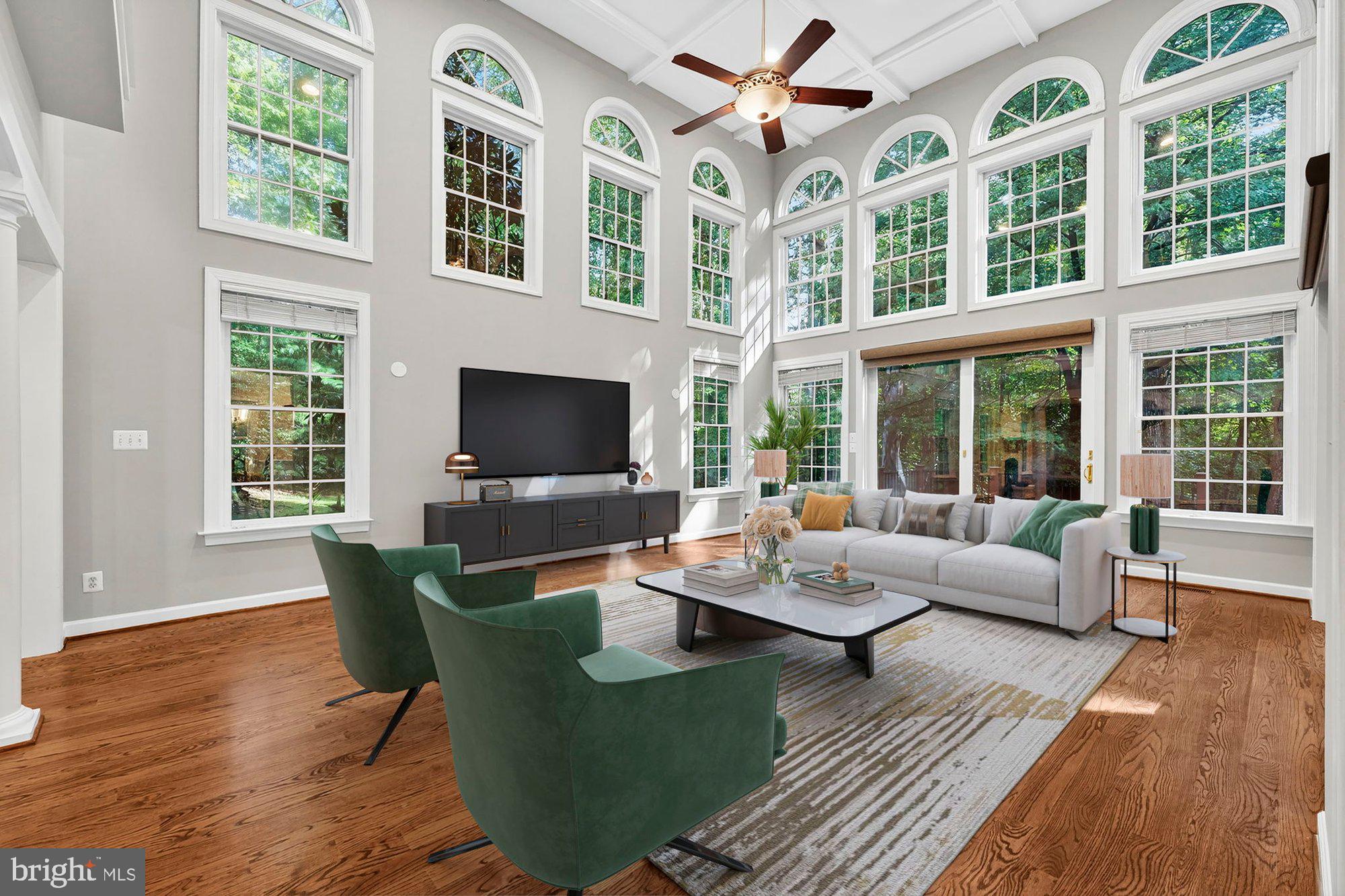 3300 LAUREN OAKS COURT